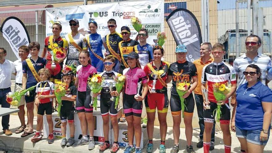 Podio general de los mejores de las diferentes pruebas del Campionat de les Illes Balears 2017 de BTT.