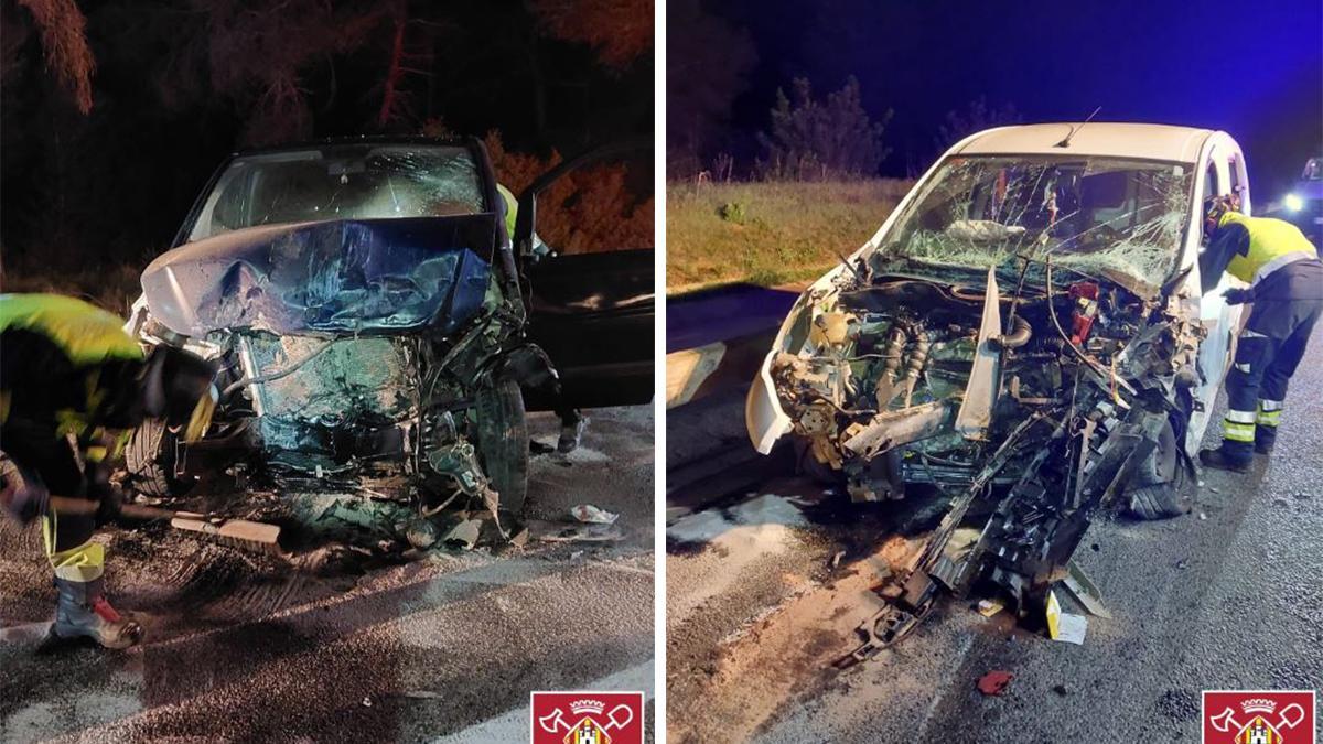 Estado en el que quedaron los dos vehículos que colisionaron en la carretera de Sant Miquel anoche.