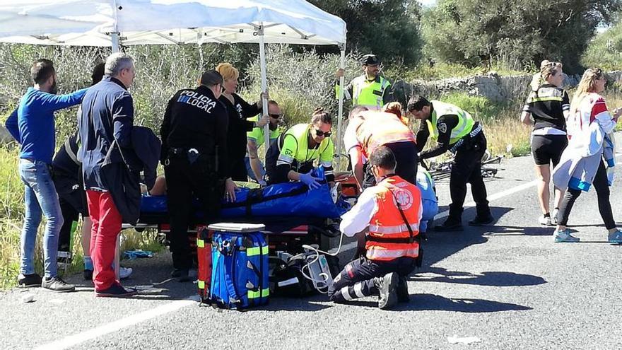 Un todoterreno arrolla a un pelotón ciclista en Capdepera