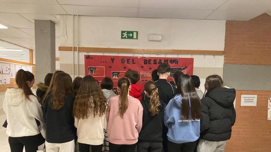 Corazones y Cifras: El IES Ítaca de Zaragoza disecciona el impacto de la "Economía del Amor"