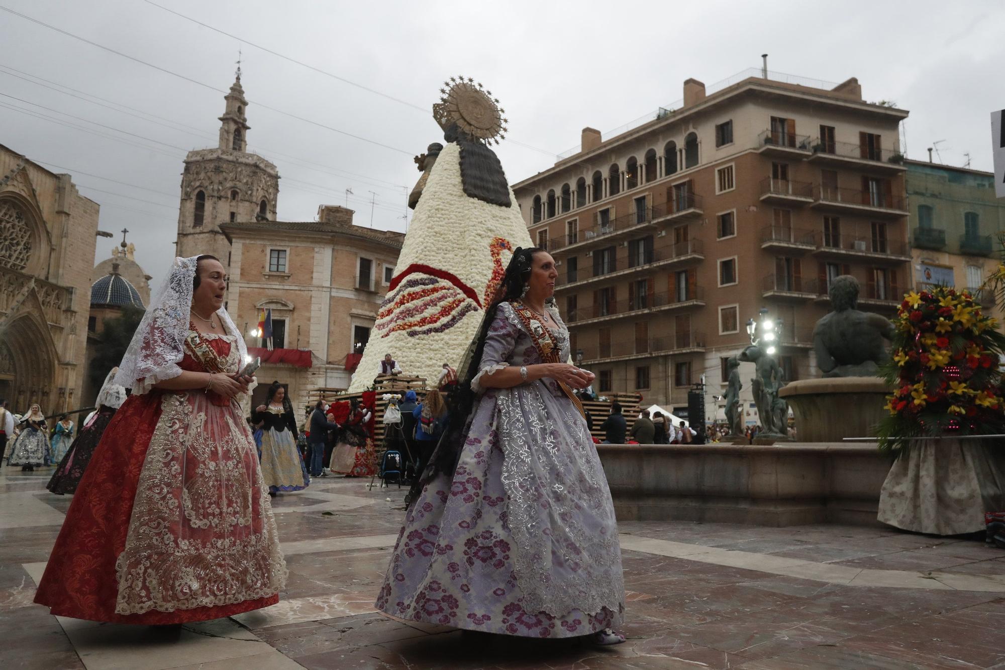 Búscate en el segundo día de ofrenda por la calle de la Paz (entre las 18:00 a las 19:00 horas)