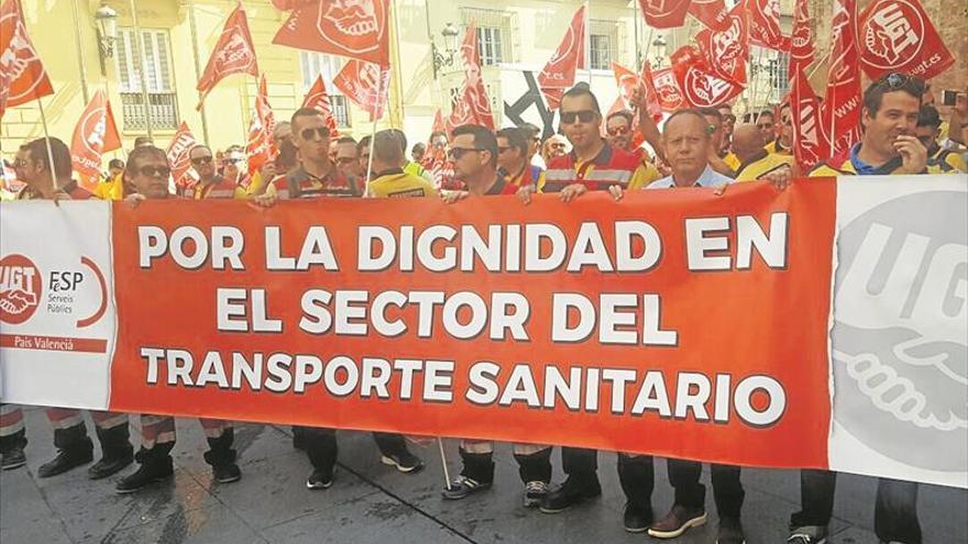 Trabajadores de ambulancias harán cinco días de huelga &#039;contra&#039; Montón