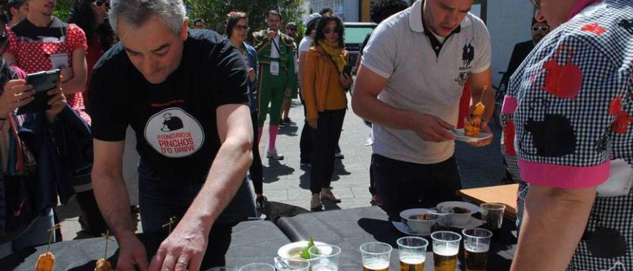 Una de las actividades organizadas con motivo de &quot;Pinchanogrove&quot;. // Muñiz