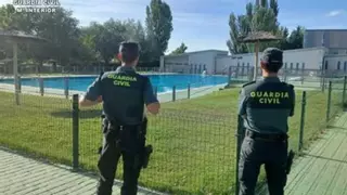 Piden a los padres con niños que extremen la vigilancia: Guardia Civil alerta de lo que está pasando en las piscinas