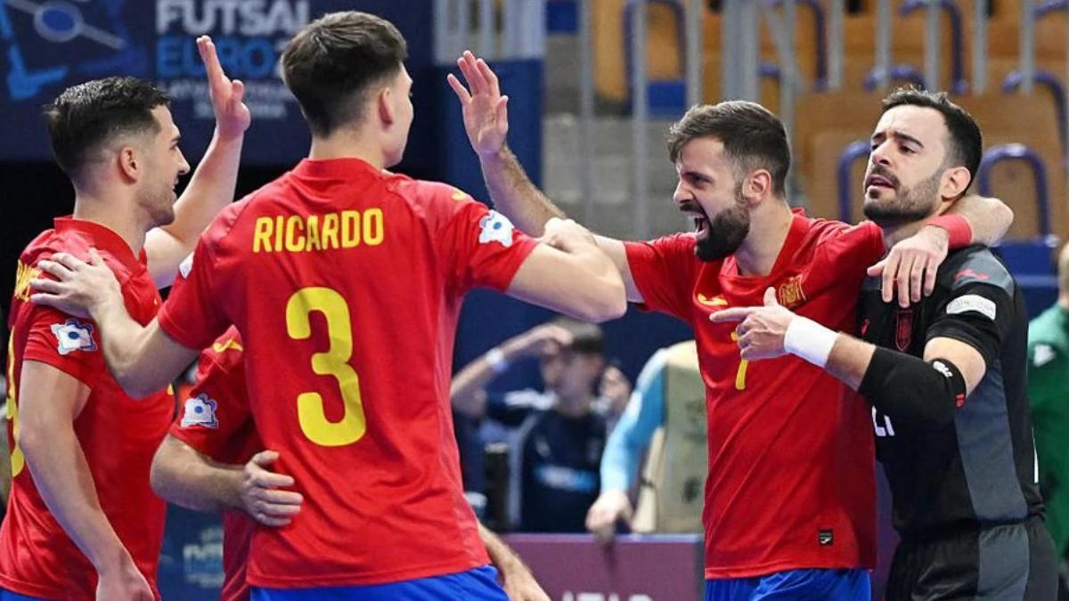 España pasó por encima de los belgas