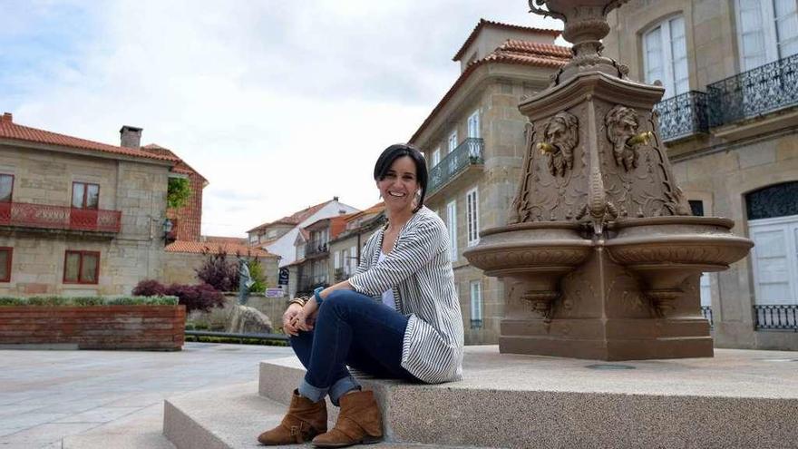 A presentadora Irene Lourido, na Avenida de Santa María. // Gustavo Santos