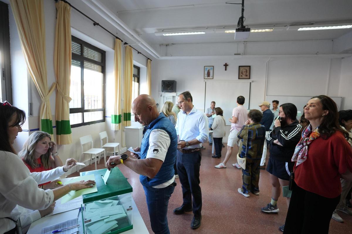 Córdoba capital vota para las elecciones andaluzas Córdoba capital vota para las elecciones andaluzas