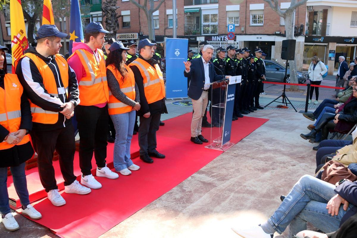 Presentación de los serenos y de la unidad de policía de proximidad en Esplugues de Llobregat