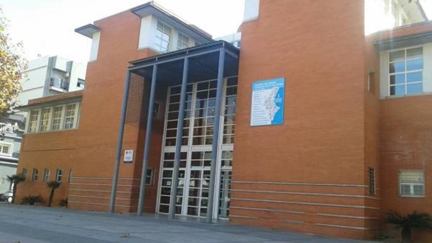 El Centro de Salud de Tavernes de la Valldigna.