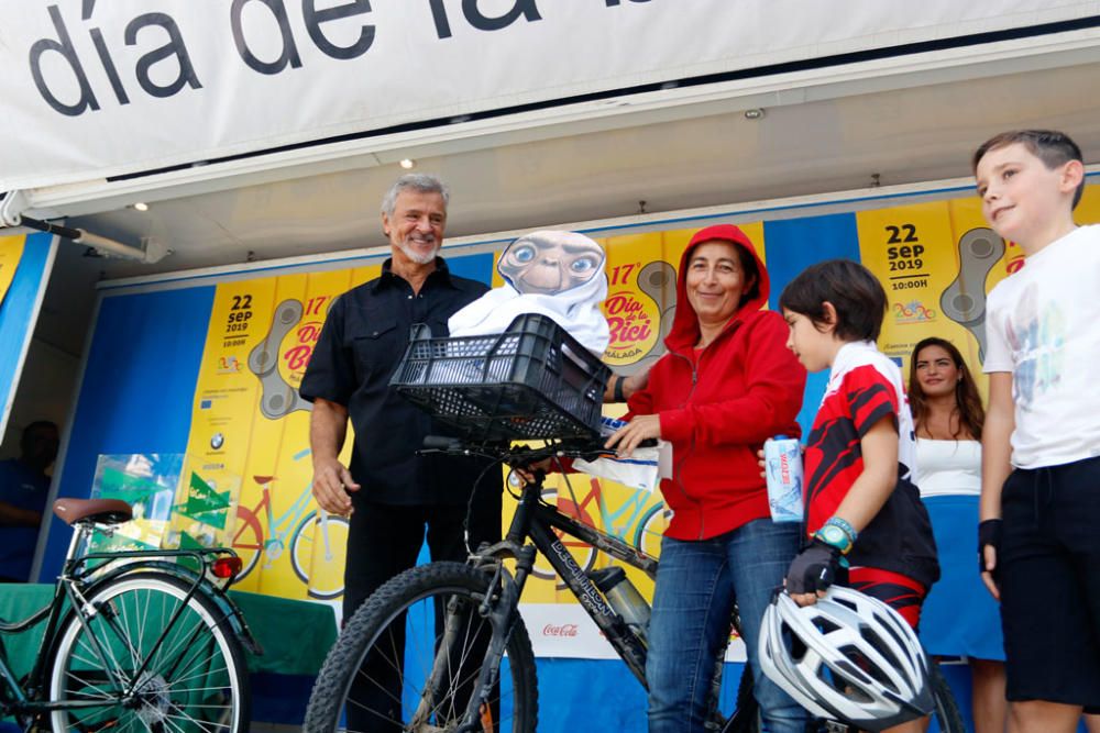 El Día de la Bicicleta llena de color las calles