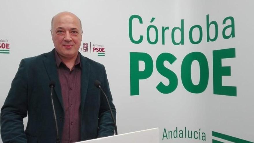 Ruiz reitera que &quot;lo que salga del Comité Federal&quot; será respaldado por el PSOE cordobés