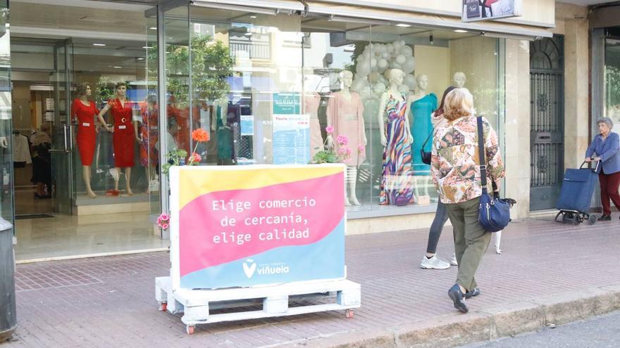 El comercio de la Viñuela vive un momento &quot;optimista y positivo&quot; con el 92% de los locales con actividad