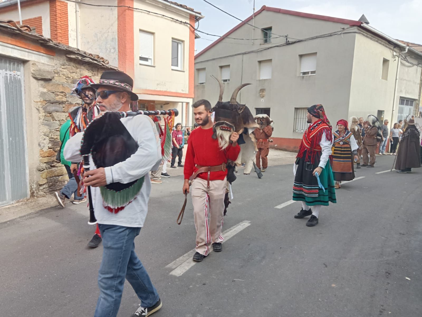 Las mascaradas zamoranas exaltan su autenticidad en Pobladura de Aliste