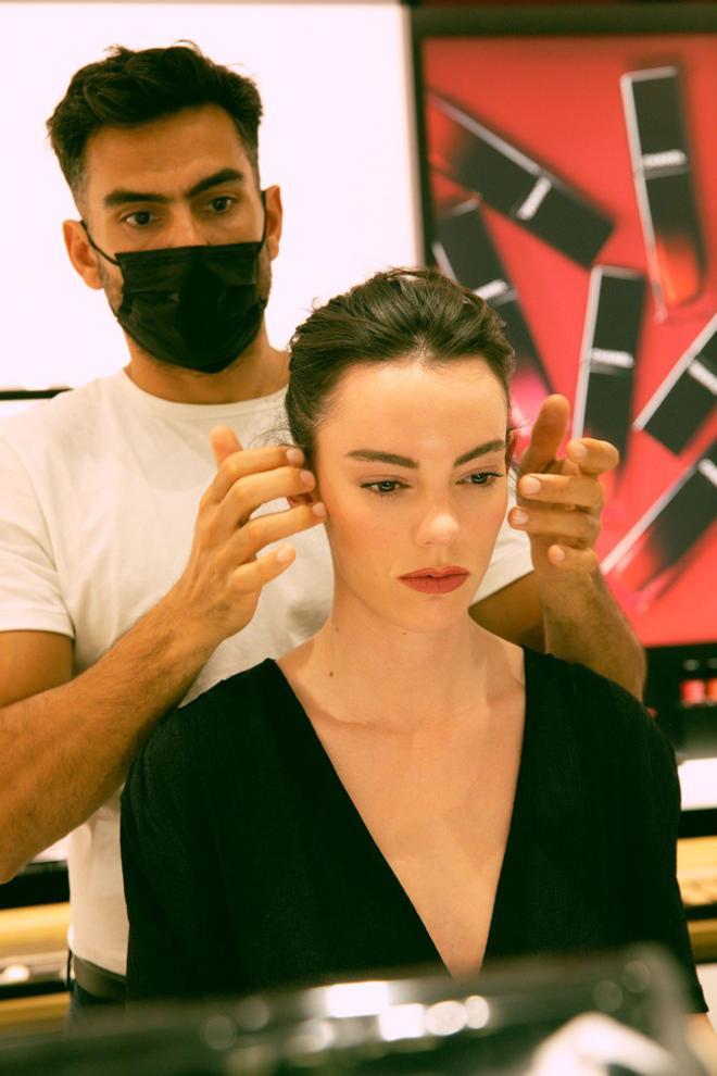 Vicky Luengo, con maquillaje de Iván Gómez para Chanel