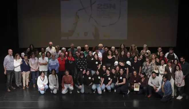 Los mejores momentos del "Pacto contra la Violencia de Género" en Sagunt.