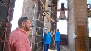 El repique de campanas en Santa Cruz de La Palma: banda sonora que anuncia la llegada inminente de la Virgen de Las Nieves
