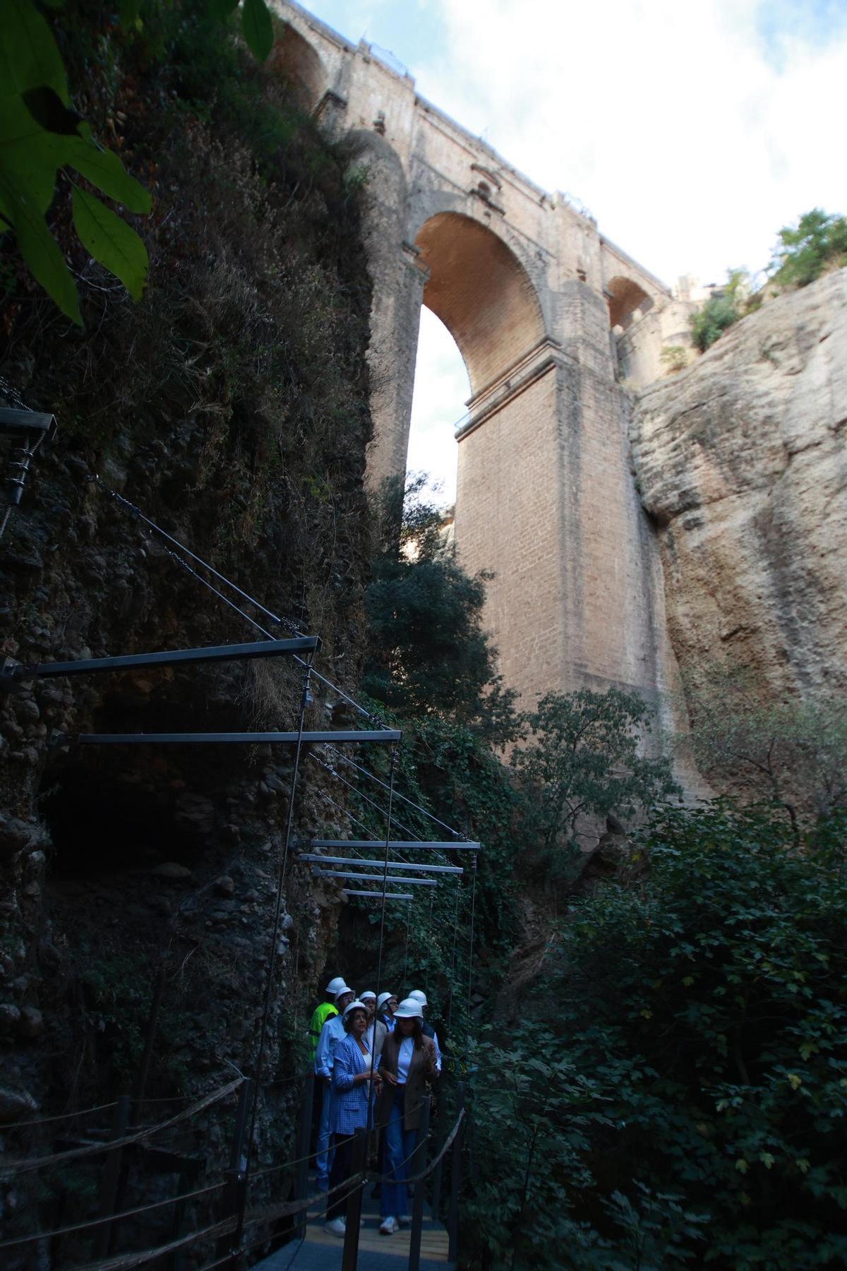 La segunda fase de la Garganta del Tajo permitirá cruzar por debajo del Puente Nuevo.