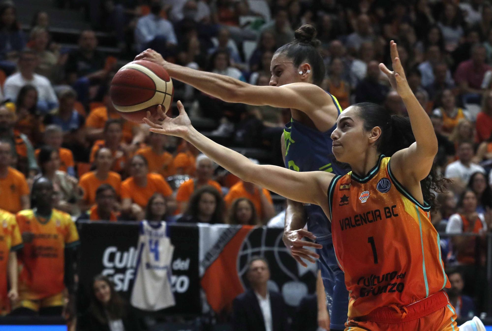 Valencia Basaket - ZVVZ USK Praha de Euroleague Women