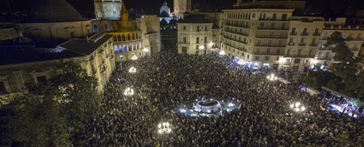 Clamor contra el cierre de RTVV
