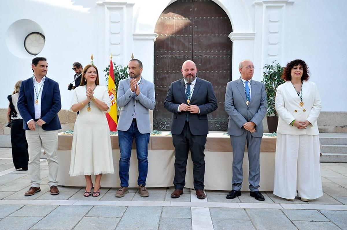 Galería | El acto por el 43 aniversario de la Asamblea de Extremadura, en imágenes