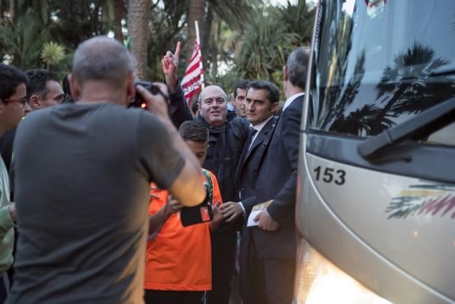 Llegada del Athletic de Bilbao al Hotel Santa ...