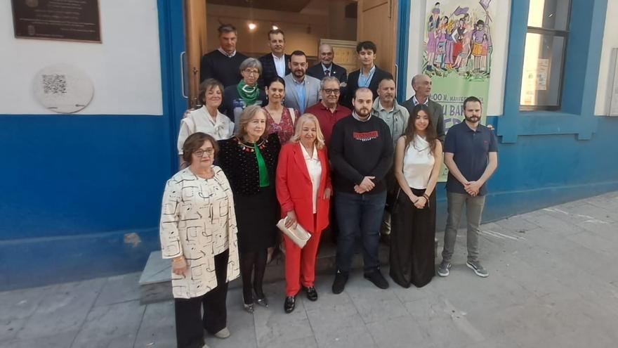 Mieres destaca y premia el compromiso social de sus héroes