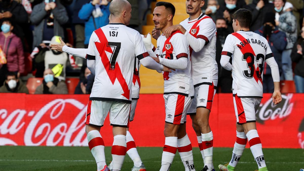 Jugadores del Rayo Vallecano celebrando un gol