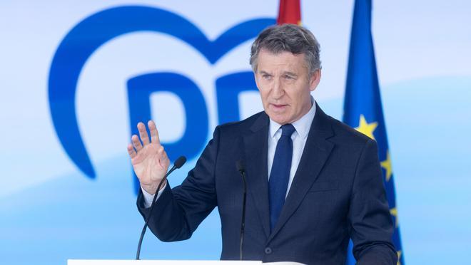 Feijóo reafirma el seu compromís de no governar amb Vox i descriu 2025 com «el pitjor any del pitjor Govern»