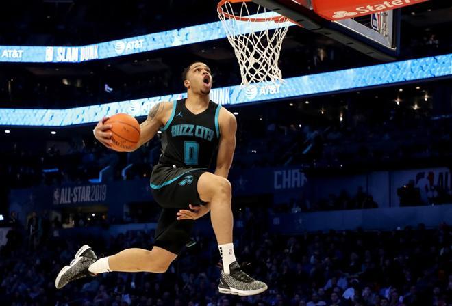 Las imagenes espectaculares del concurso de mates y triples de NBA All Star 2019