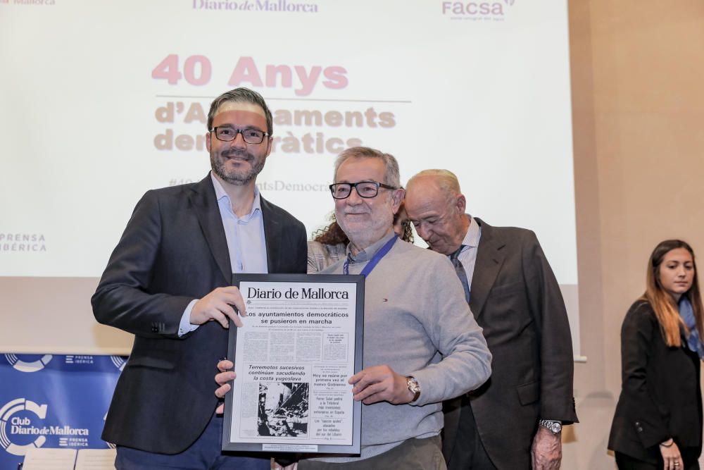 Así ha sido el acto de homenaje a 40 años de ayuntamientos democráticos