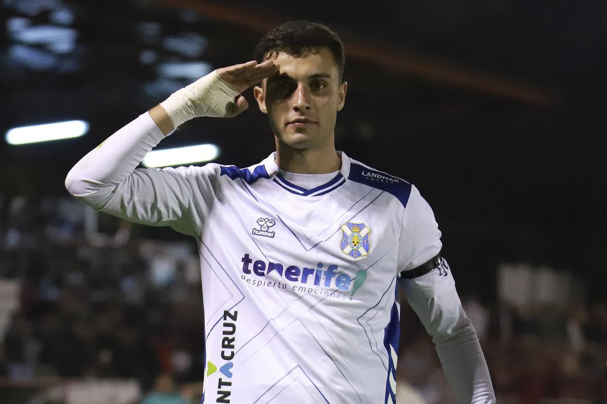Fran Sabina, autor del primer gol del Tenerife en Alcalá.
