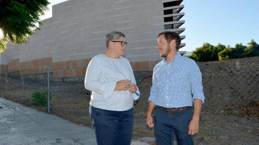 Mariano Hernández y Noelia García destacaron la importancia insular del Parque Cultural y Centro de Convenciones.