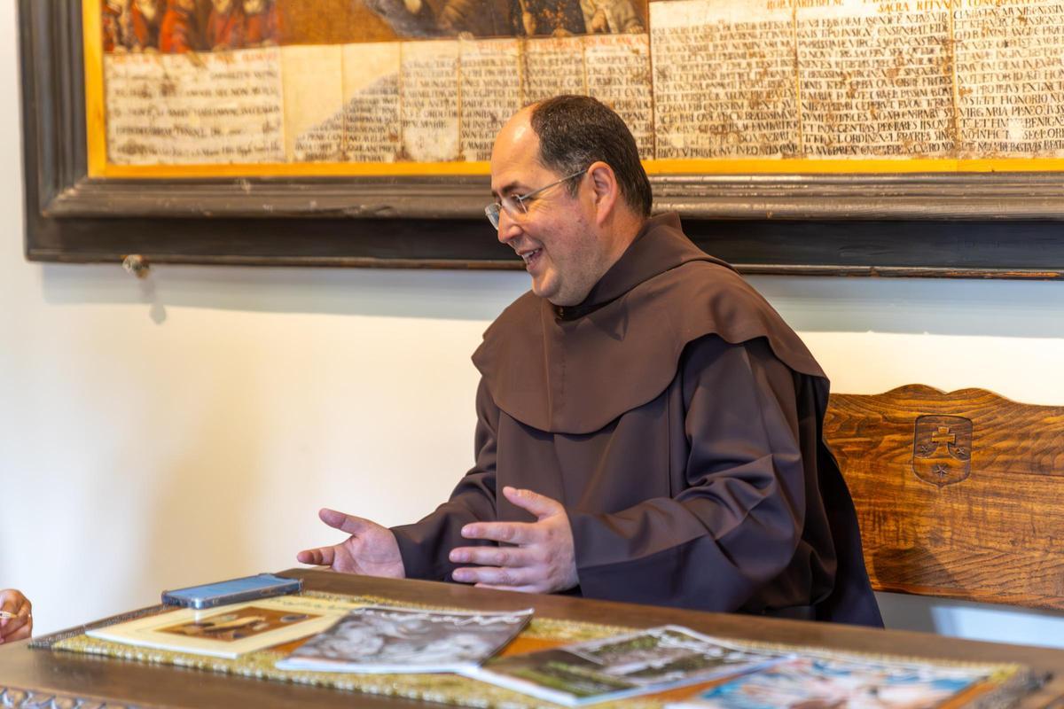 Luis Carlos Muñoz, carmelita descalzo de la Basílica de Santa Teresa, que recibió al Papa León XIV en su última visita a España.