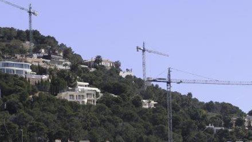 Construcción de nuevas viviendas en la zona de Jesús, en el municipio de Santa Eulària.