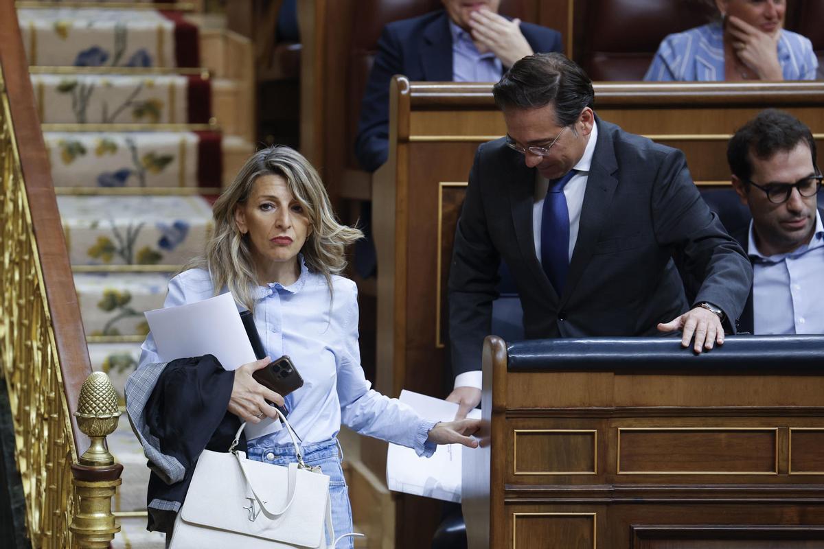 La vicepresidenta segunda del Gobierno y ministra de Trabajo, Yolanda Díaz, durante la sesión de control al Ejecutivo que se celebra este miércoles en el Congreso