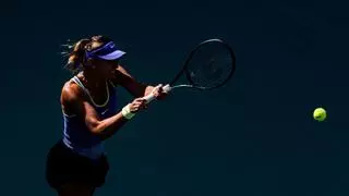 Badosa debuta con derrota en Linz y se complica sus opciones de Roland Garros