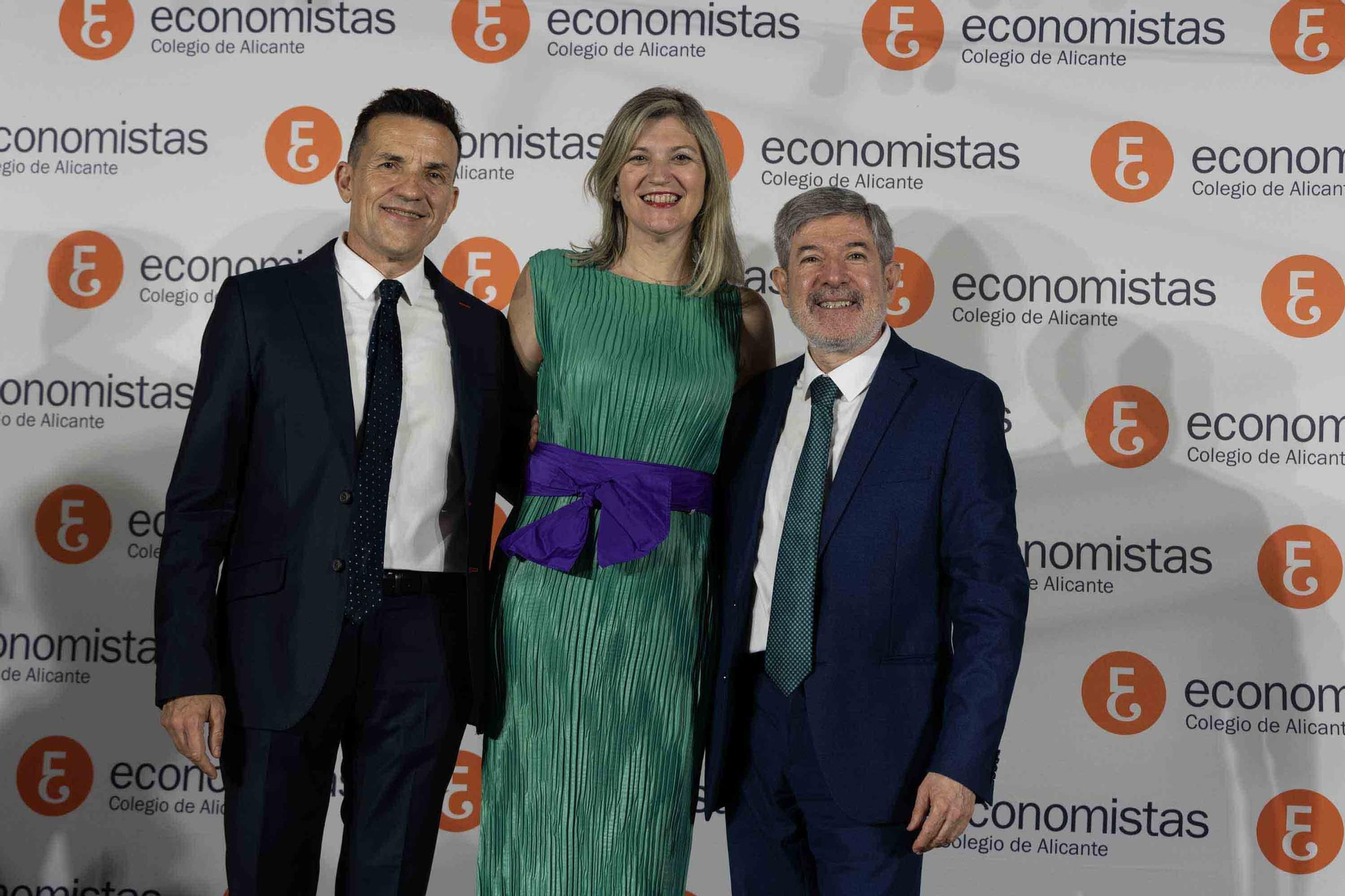 El Colegio de Economistas de Alicante celebra su cena anual en honor a su patrón