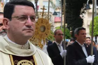 La comunidad religiosa del Baix Vinalopó despide al papa Francisco destacando su cercanía