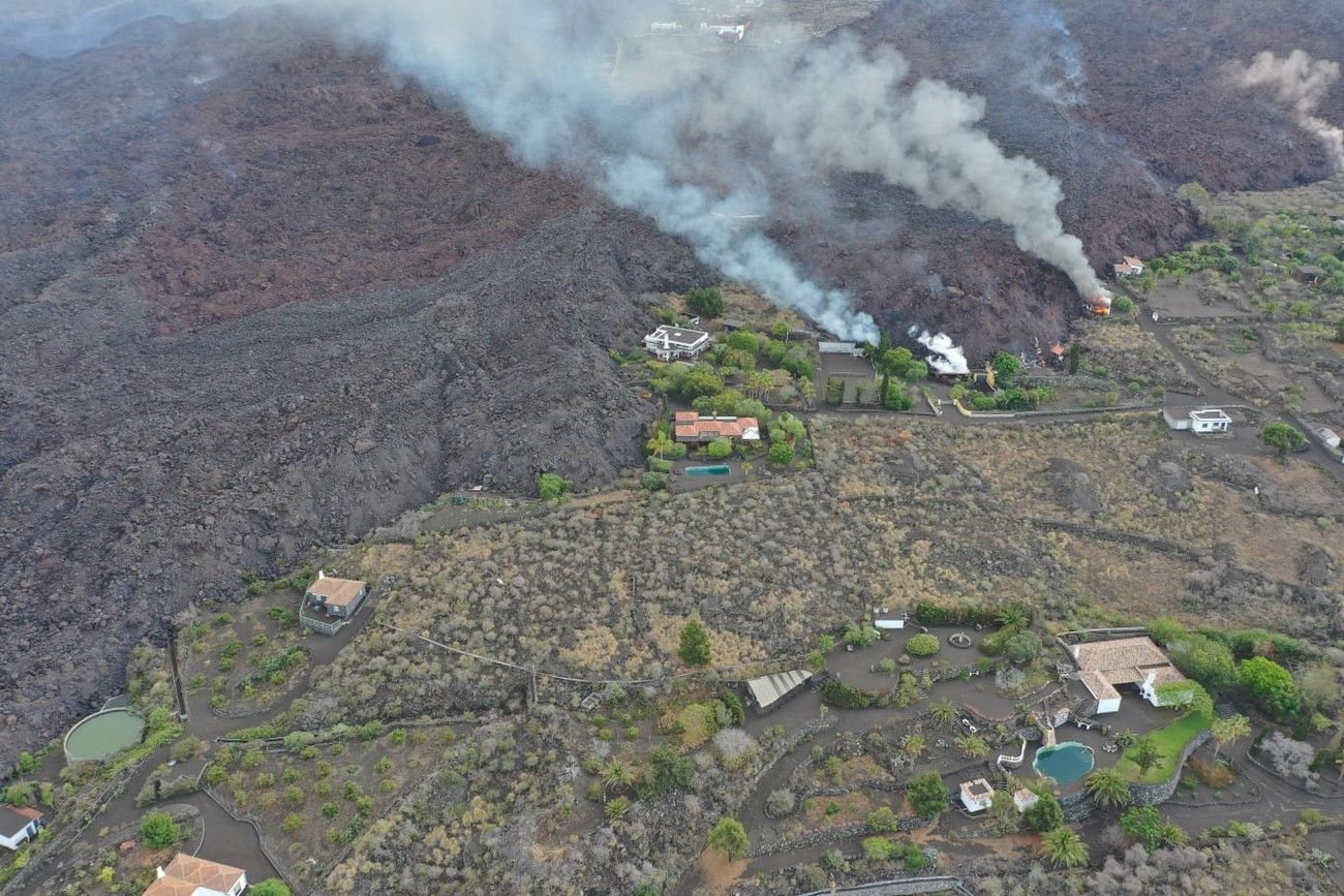 El avance de la lava del volcán de La Palma, a vista de pájaro en el décimo día de erupción