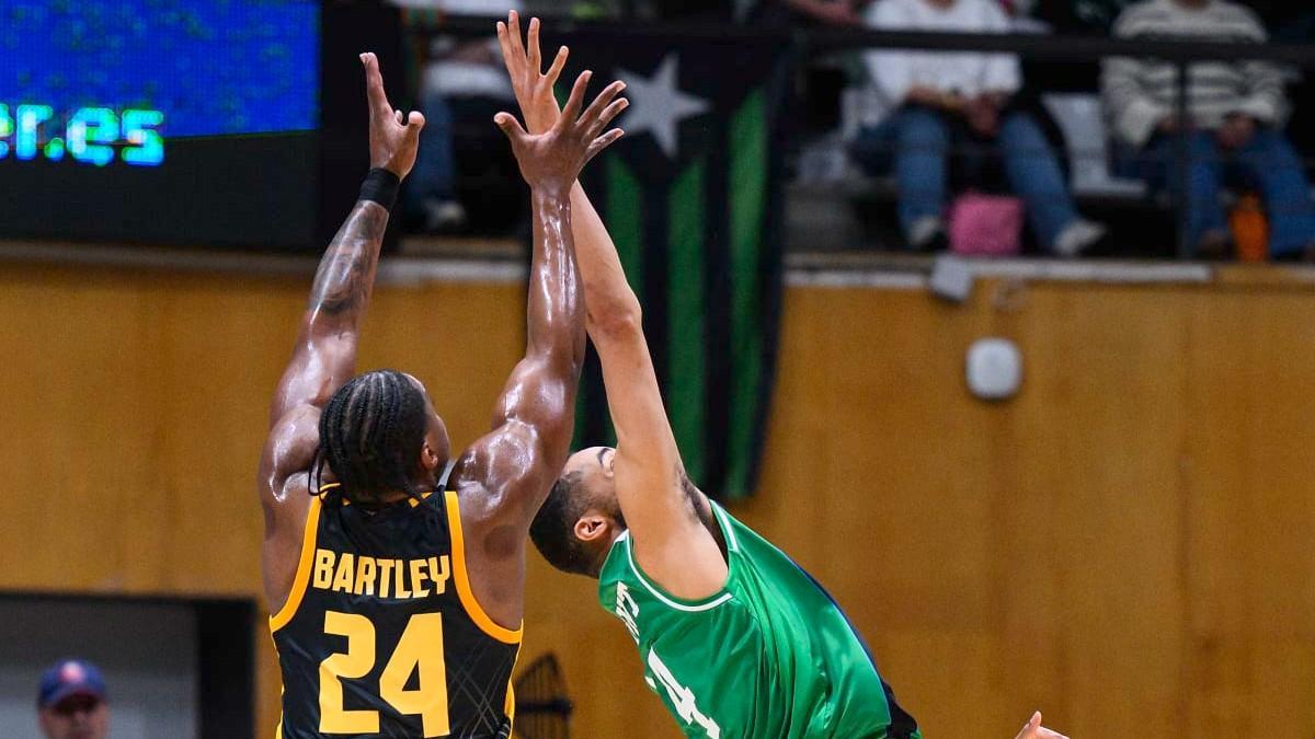 Frank Bartley es una de las grandes amenazas del AEK Atenas