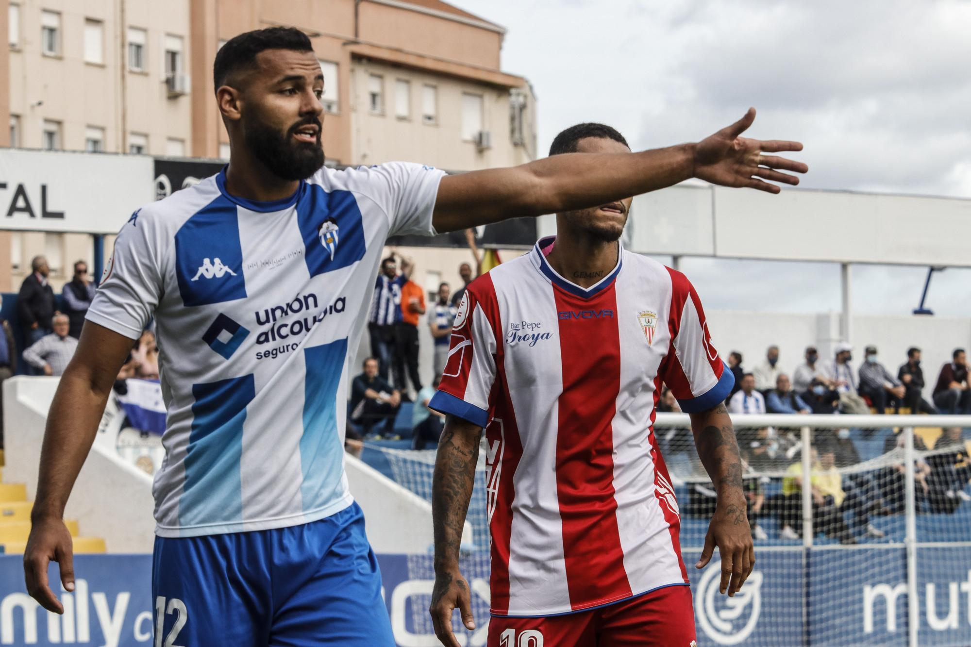 El Alcoyano recibe a un Algeciras que brilla a domicilio