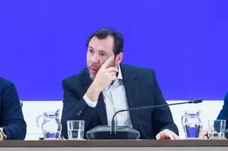 Accidente de tren en Adamuz (Córdoba), en directo: cronología del choque entre Iryo y Alvia y última hora de las víctimas mortales y desaparecidos