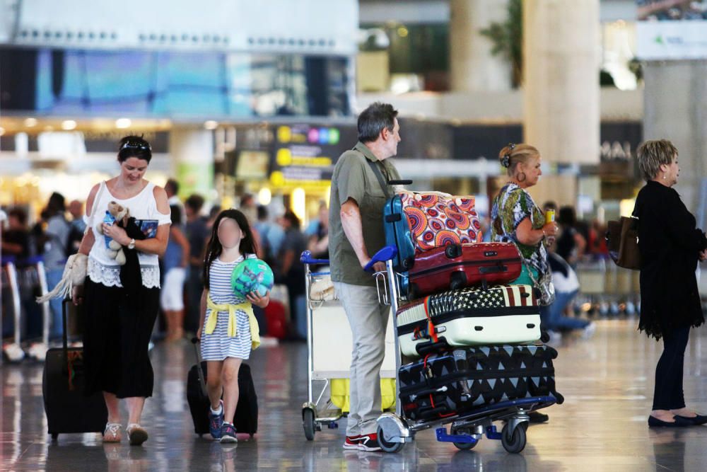 Operación salida en el aeropuerto de Málaga