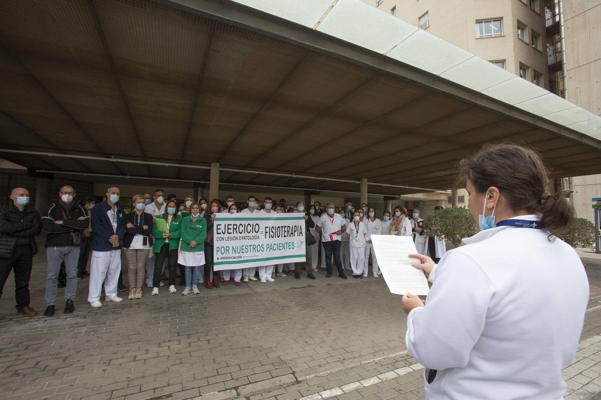 Los fisioterapeutas consideran una injerencia que los preparadores físicos traten a lesionados