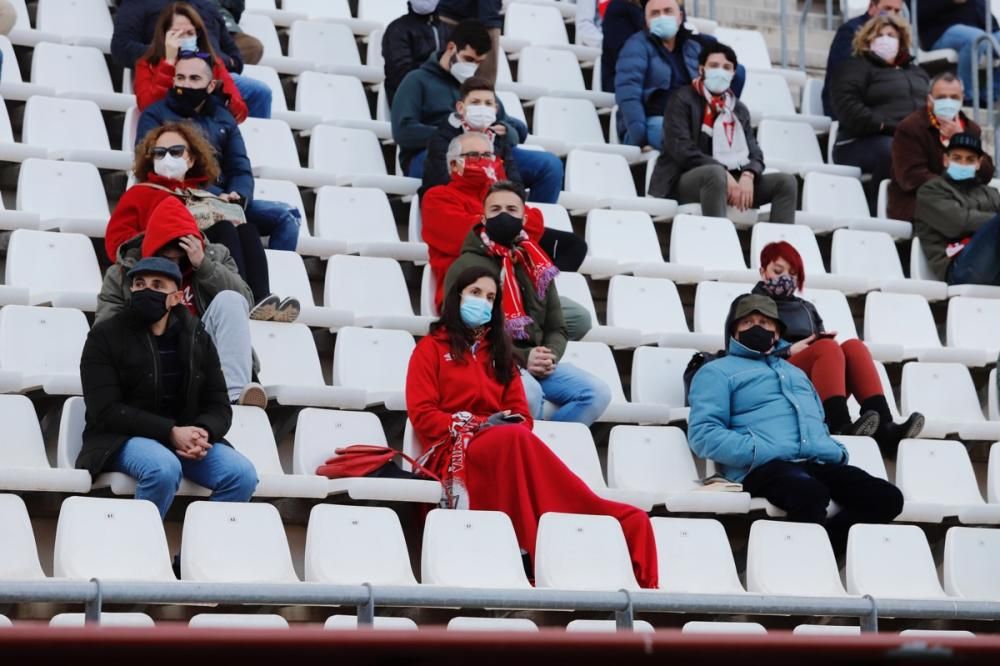 Un Real Murcia peleón no puede con el Córdoba (0-1)