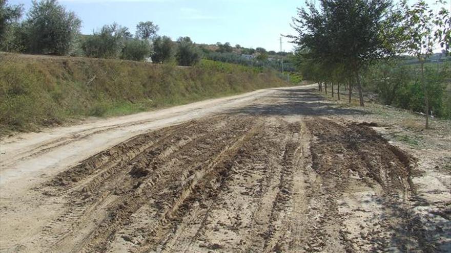 El Ayuntamiento mejorará el drenaje del camino de Aguilar