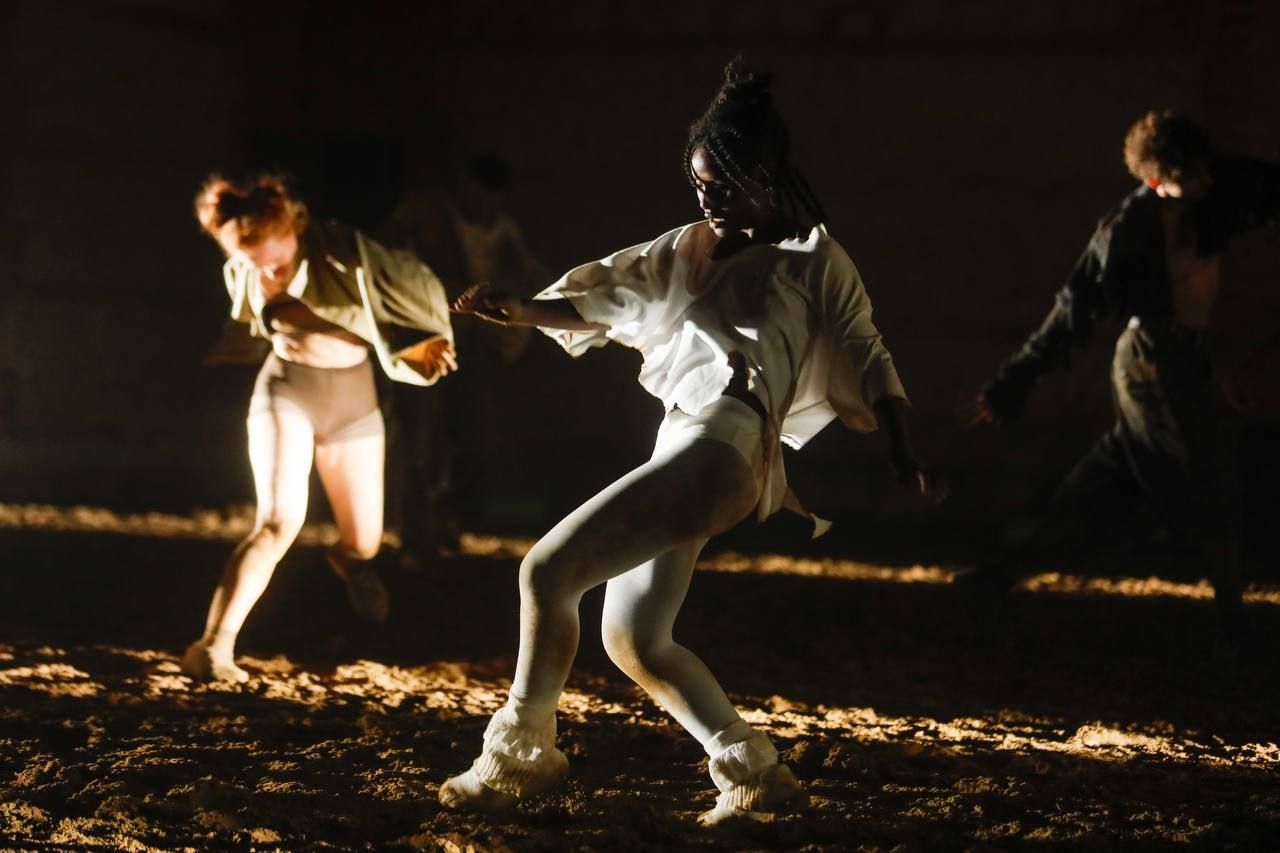 La danza llega a Flora