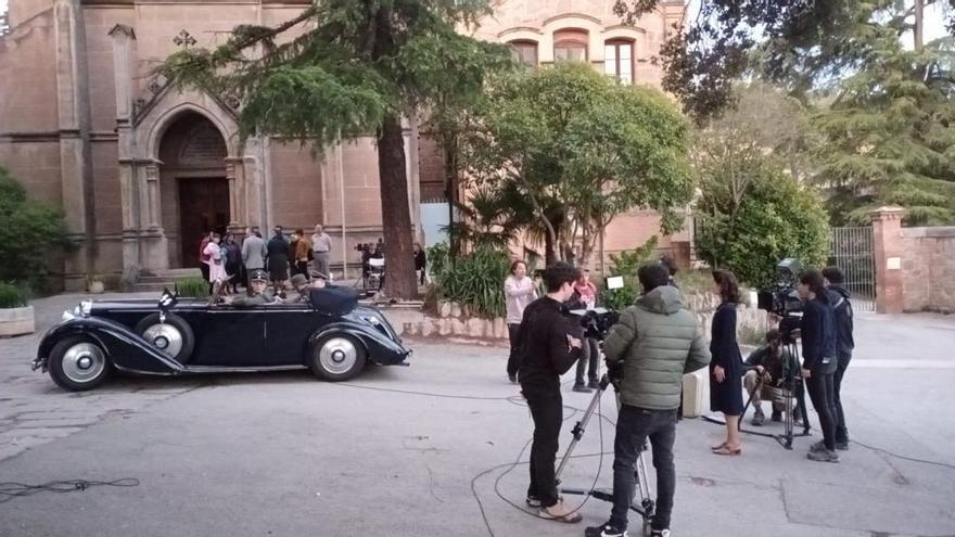 La colònia Cal Pons de Puig-reig acull el rodatge del nou film de Joan Frank Charansonnet i Alba López