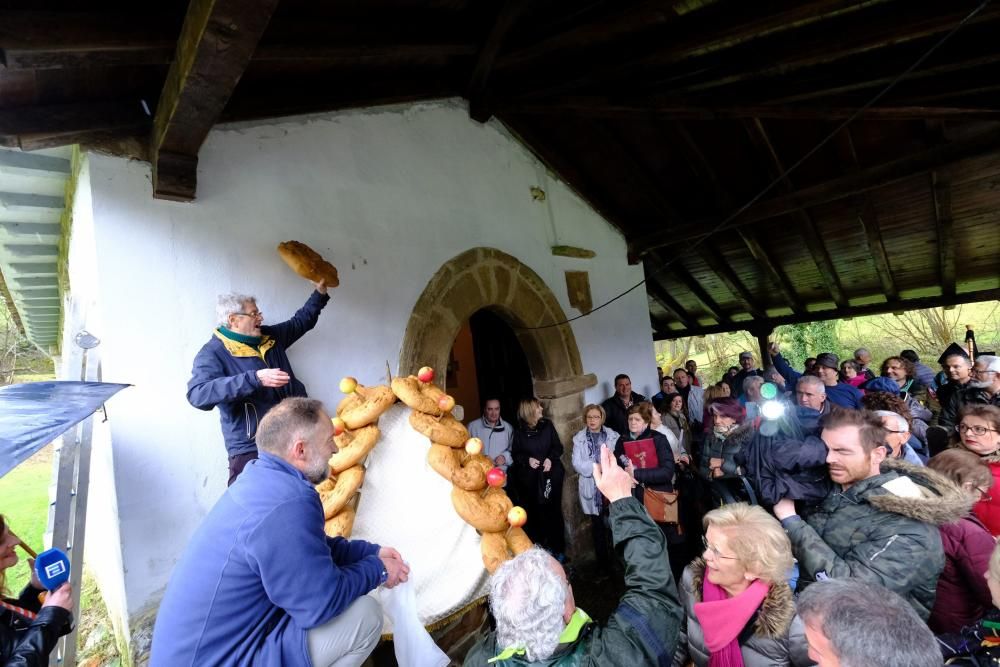 Romería de La Flor en Lena