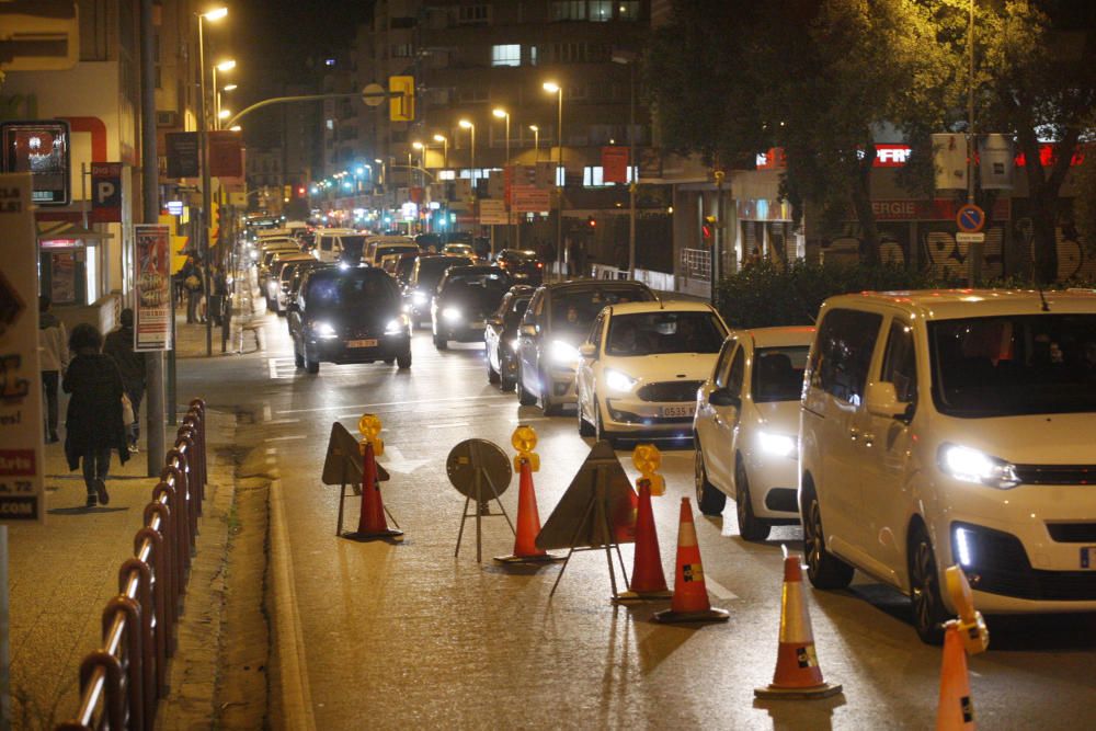 Comencen les proves de l''amiant al carrer Barcelona de Girona